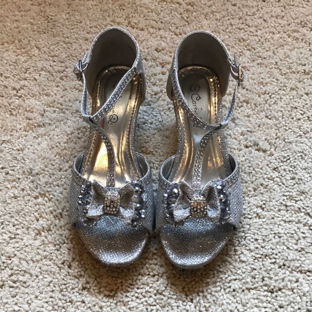 Carrie Di: Size 2